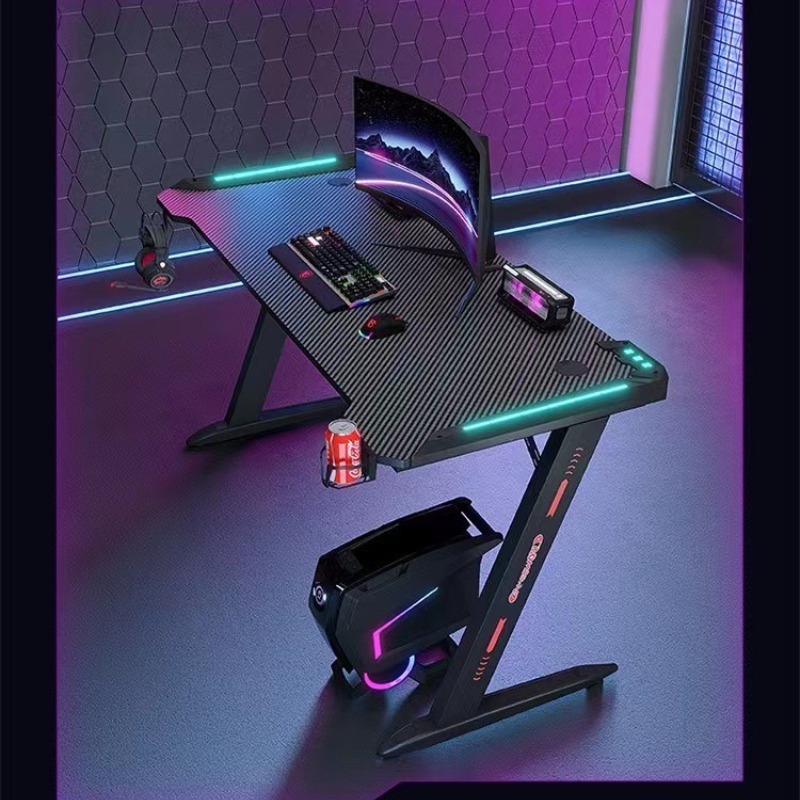 طاولة ألعاب بإضاءة محيطية من أ - مراجعة Esports Gaming Cafe وسعره